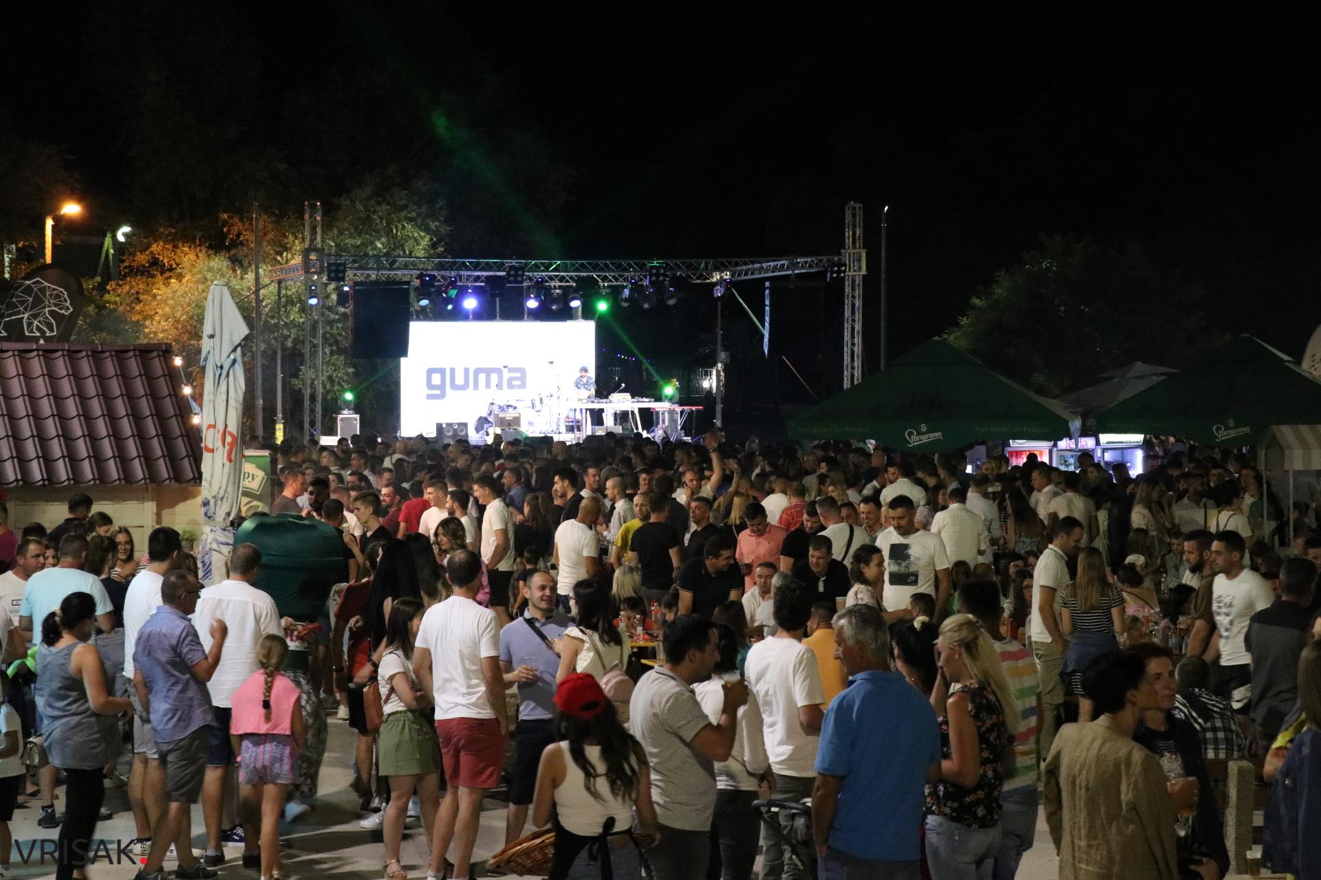 Prva večer Street Food Festa u Širokom Brijegu ispunila sva očekivanja, donosimo fotogaleriju