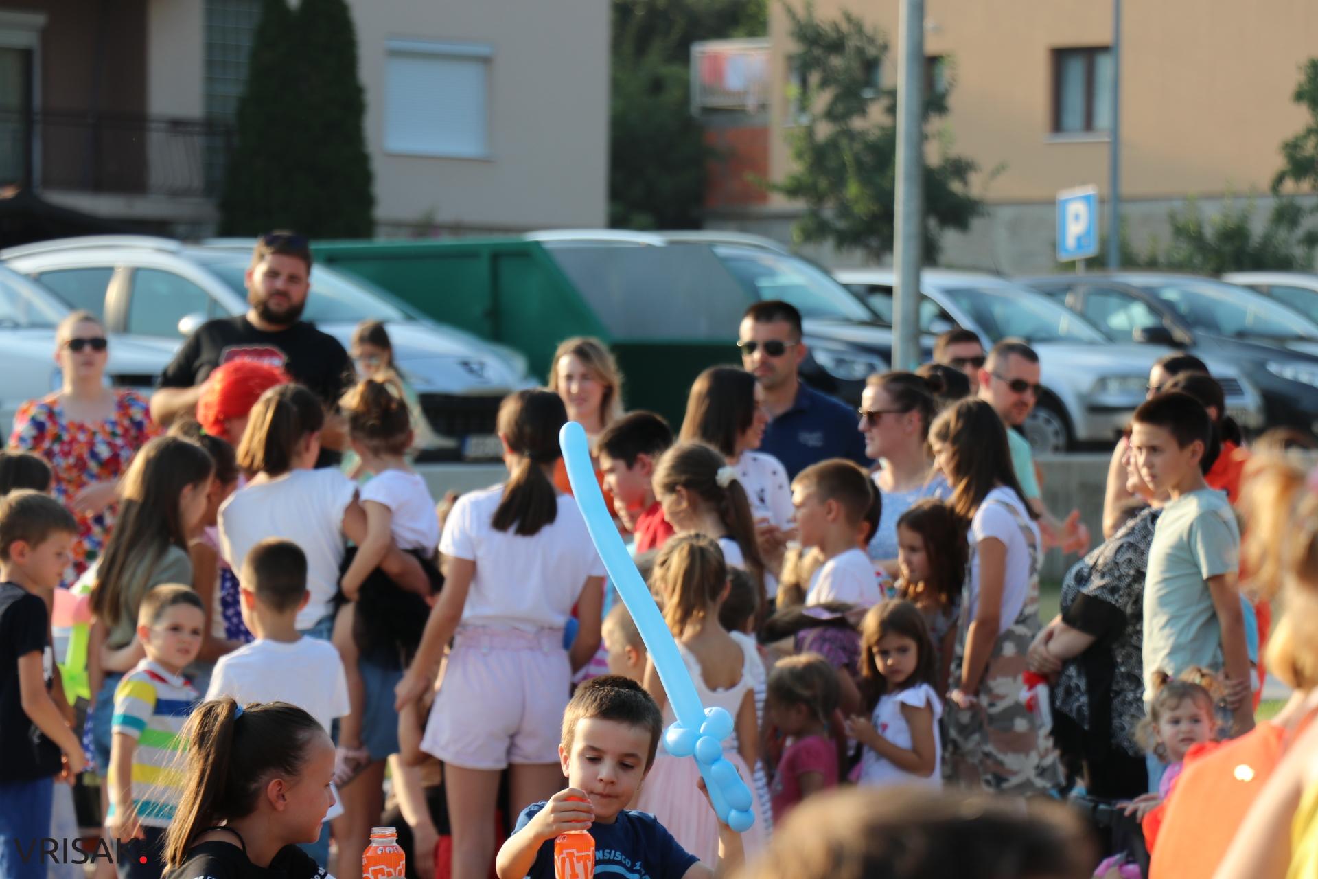 Otvoreno drugo izdanje Street Food Festa u Širokom Brijegu (FOTO)