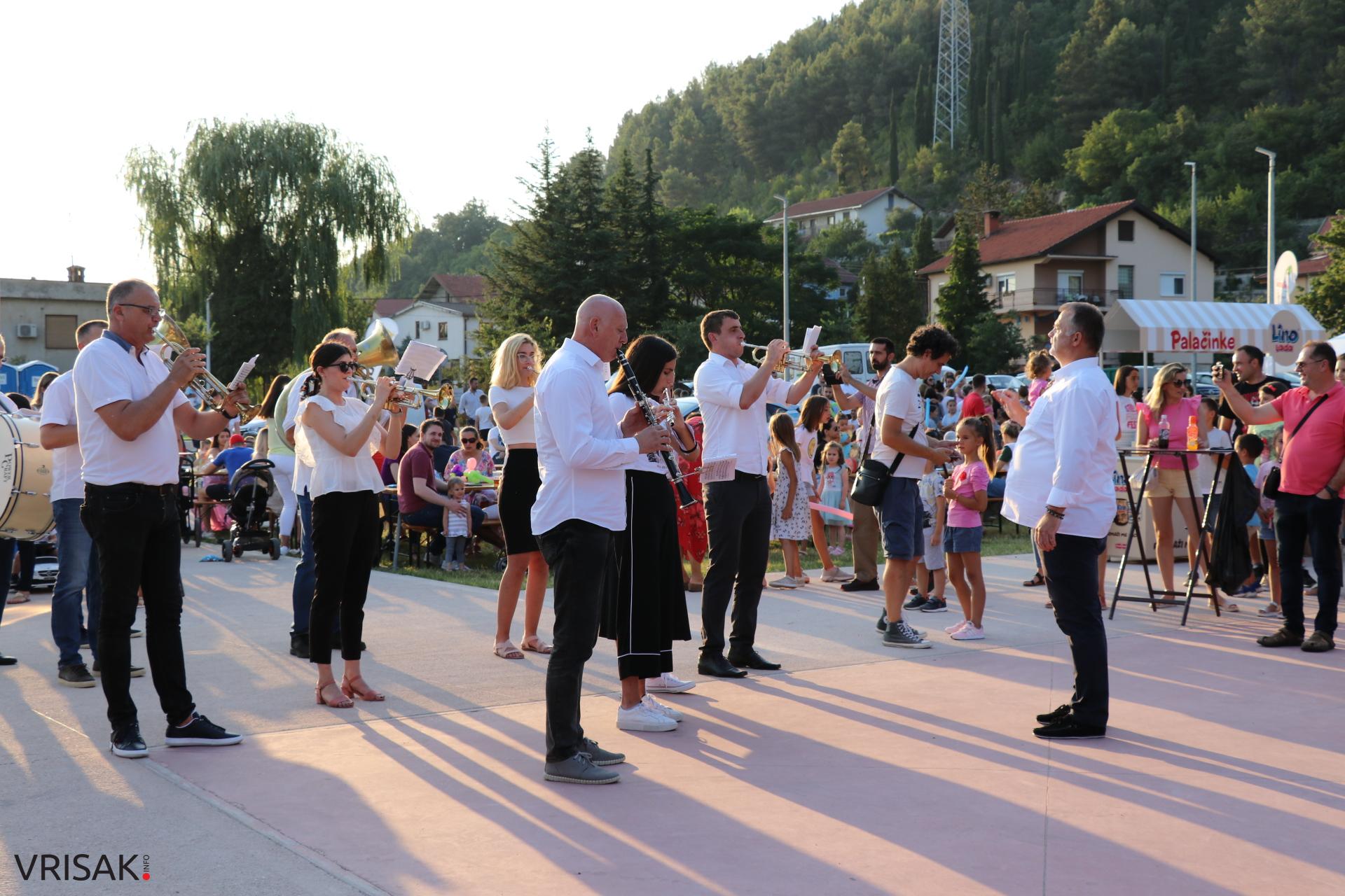 Otvoreno drugo izdanje Street Food Festa u Širokom Brijegu (FOTO)