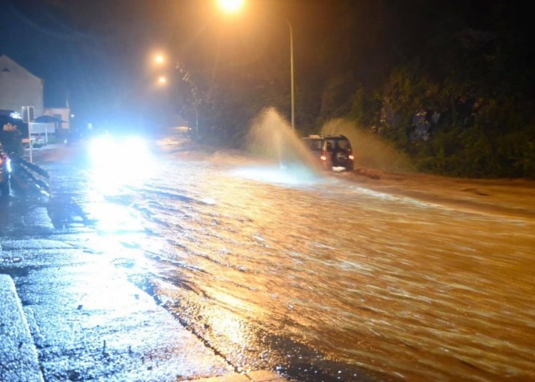 Strašno nevrijeme u Njemačkoj: U poplavama nakon nevremena poginulo najmanje šest osoba, 30 nestalih
