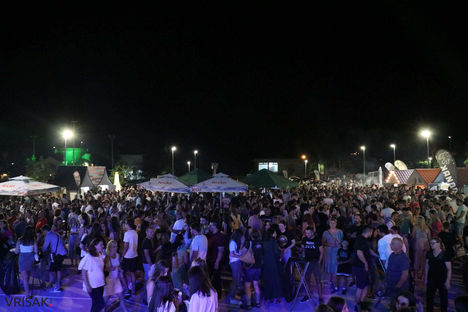 Prva večer Street Food Festa u Širokom Brijegu ispunila sva očekivanja, donosimo fotogaleriju