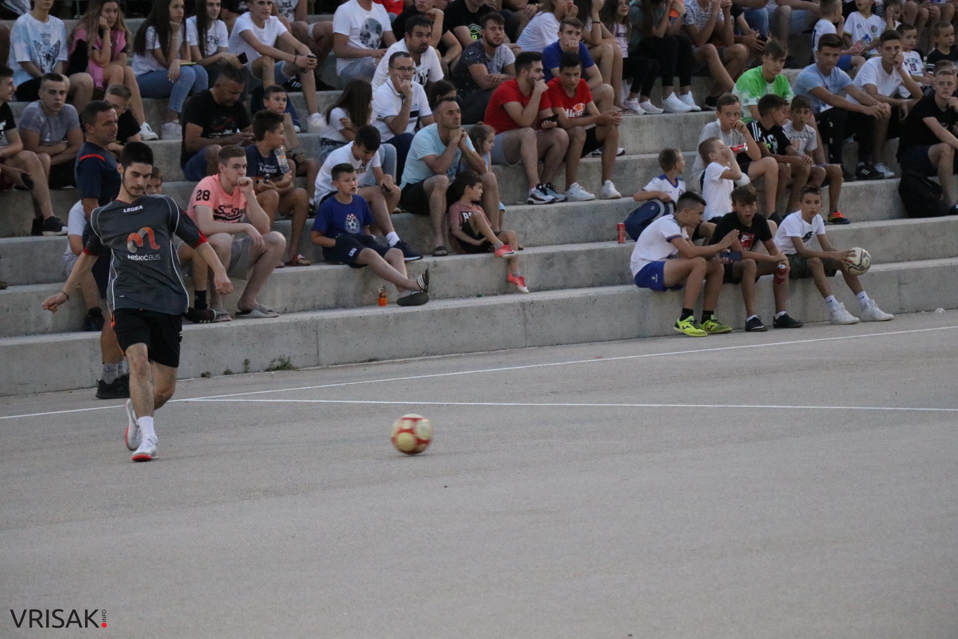 Rasno uvjerljivo, remi Mokrog i Turčinovića, pobjeda Dobrkovića