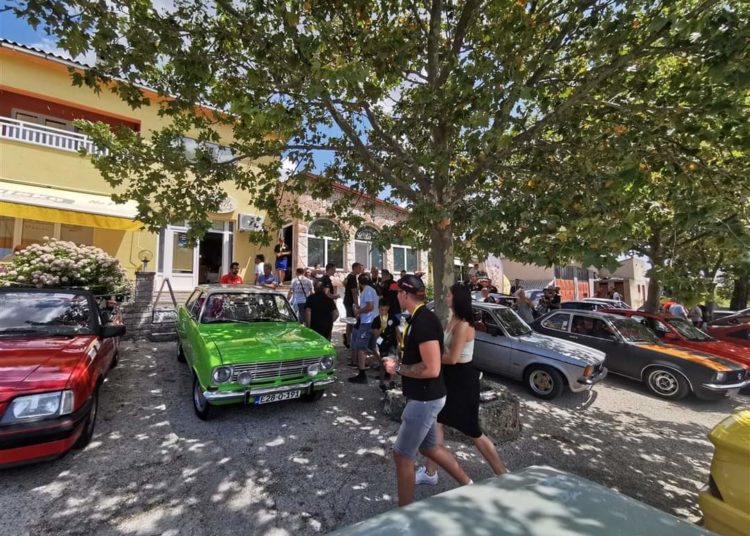 Karavana Opela iz Posušja krenula prema Uzarićima