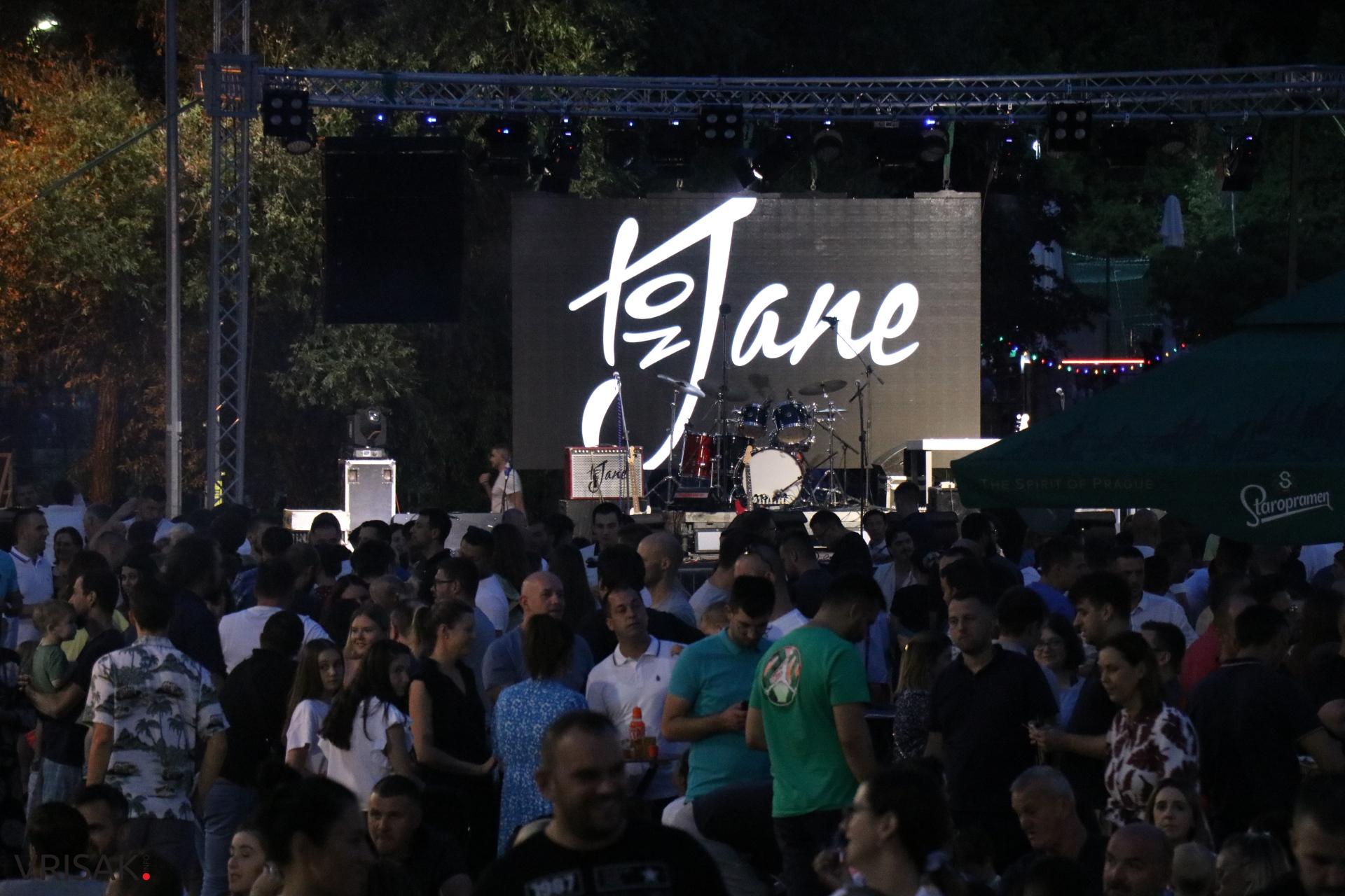 Pogledajte kako je bilo na završnoj večeri Street Food Festa