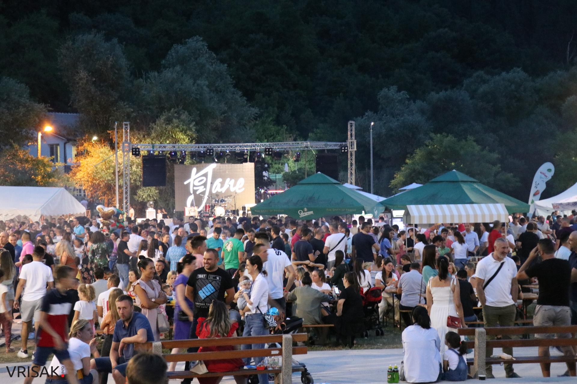 Pogledajte kako je bilo na završnoj večeri Street Food Festa