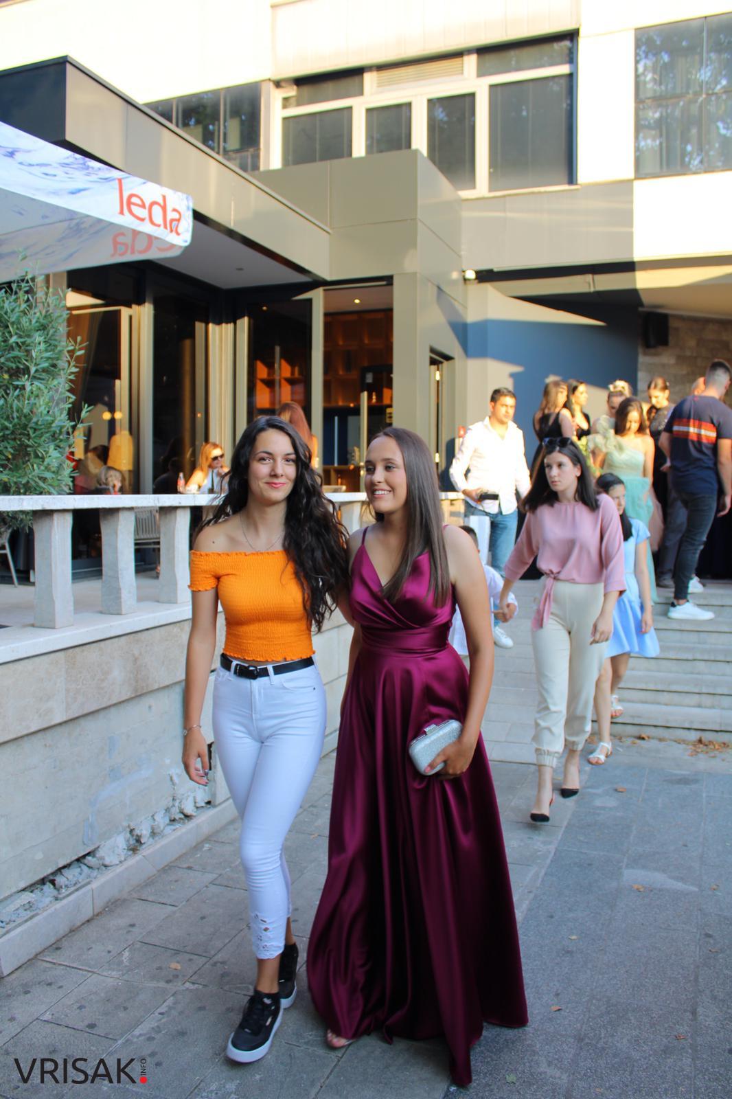 Maturalna zabava širokobrijeških gimnazijalaca (FOTO)