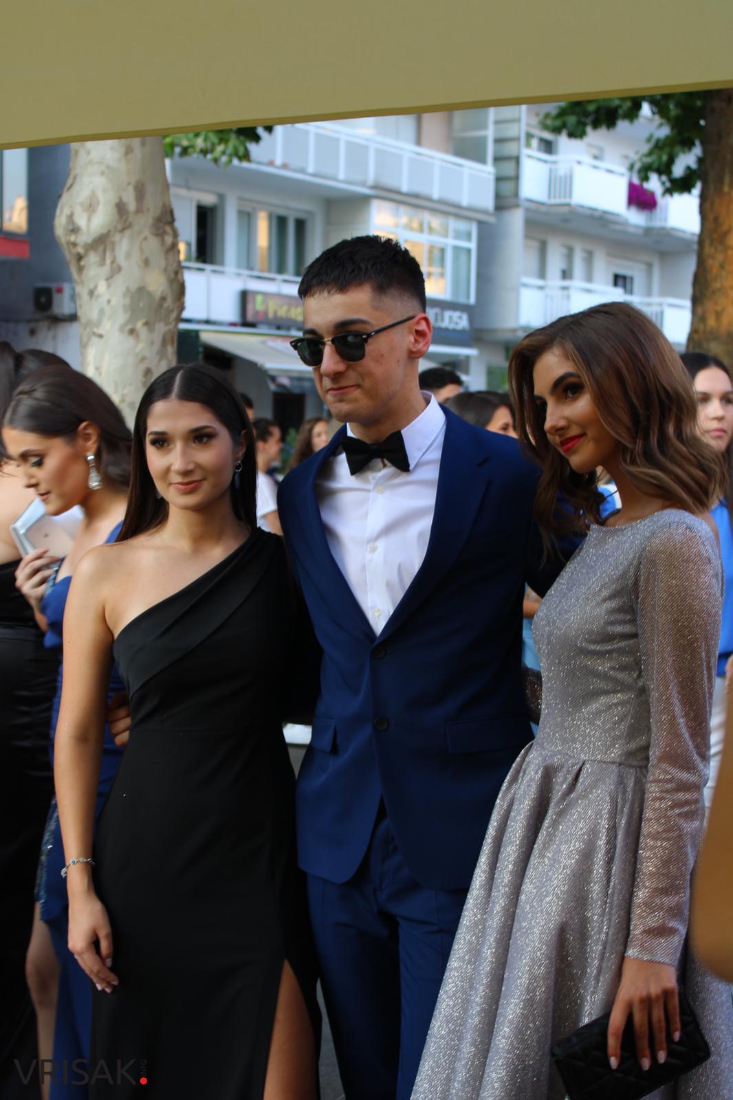 Maturalna zabava širokobrijeških gimnazijalaca (FOTO)