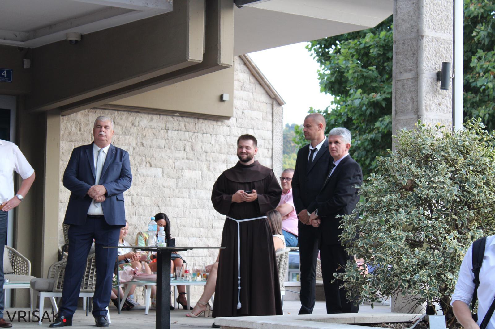 Maturalna zabava širokobrijeških gimnazijalaca (FOTO)