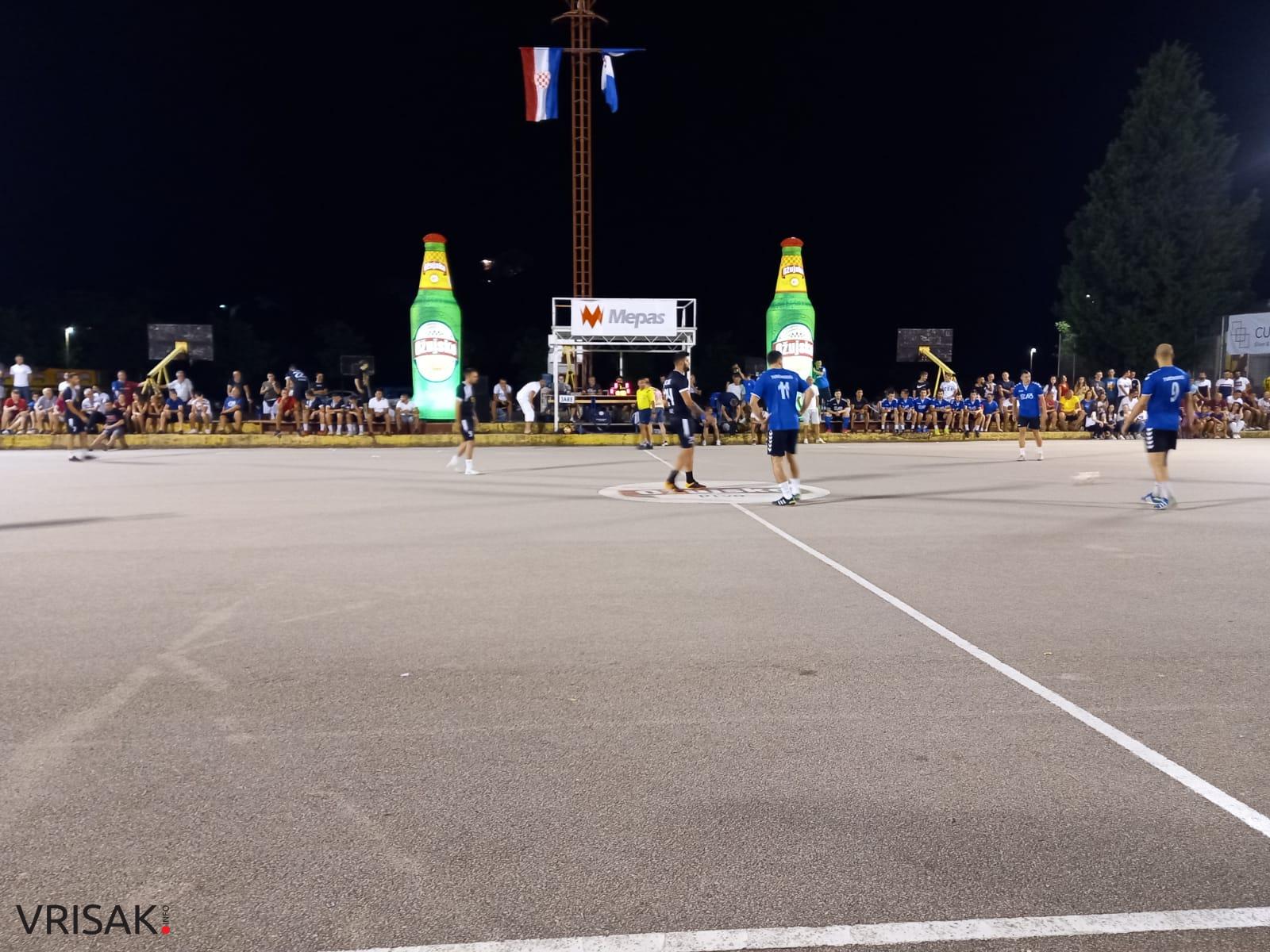 Knešpolje, Turčinovići i Kočerin slavili pred punim tribinama u Klancu