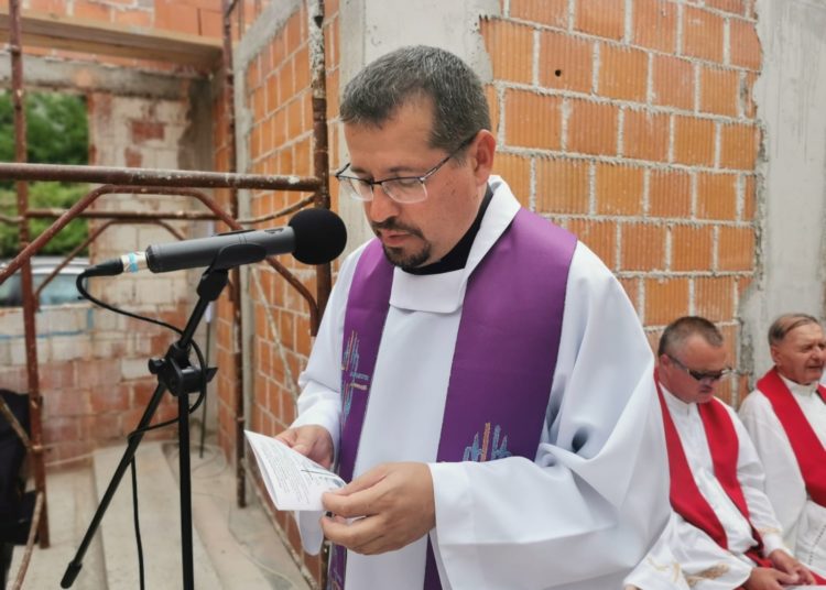 Drvar: Spomen na mučenike i žrtve Banjolučke biskupije i župnika Nestora