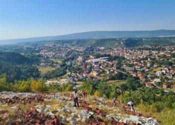 Hrvatskom grbu iznad Širokog Brijega vraćen stari sjaj (FOTO)