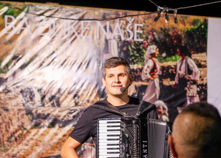 Emocije i dječja radost obilježili 10. manifestaciju “Na temeljima bazilike naše” u Mokrom