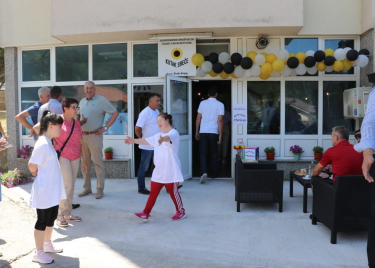 Široki Brijeg: Otvoren Kutak sreće – kafić u kojem će raditi osobe s invaliditetom