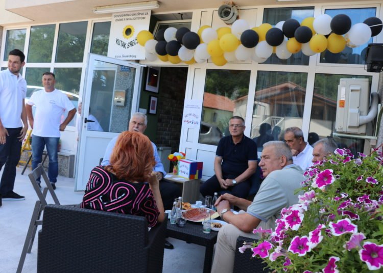 Široki Brijeg: Otvoren Kutak sreće – kafić u kojem će raditi osobe s invaliditetom