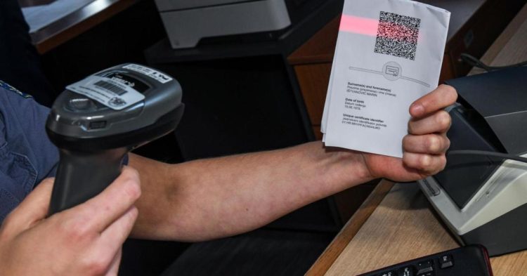 Olakšavaju li covid potvrde putovanja po EU: Neke članice ih još nisu uvele, građani zbunjeni