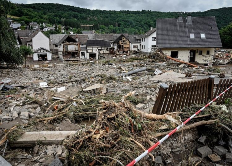 Velike poplave u Europi, ali najgore još nije prošlo, mogle bi puknuti i brane