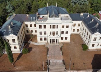 Počelo uređenje parka širokobriješke Gimnazije