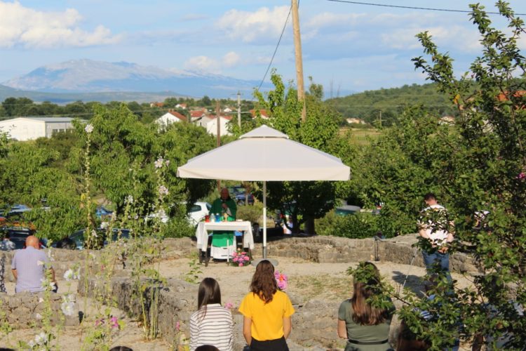 U nedjelju 10. kulturno-zabavna manifestacija „Na temeljima bazilike naše“ u Mokrom