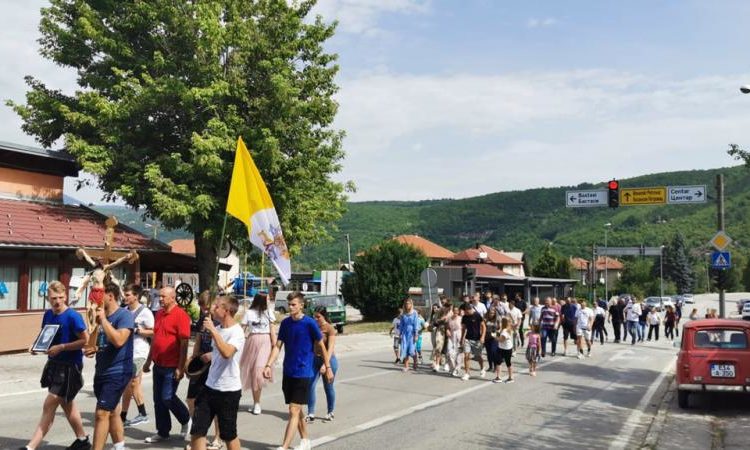 Drvar: Spomen na mučenike i žrtve Banjolučke biskupije i župnika Nestora