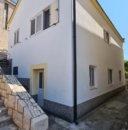 Obnovljena kuća časnih sestara na Kočerinu