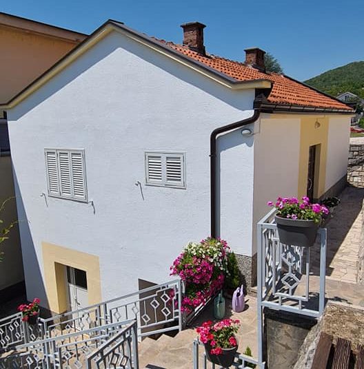 Obnovljena kuća časnih sestara na Kočerinu