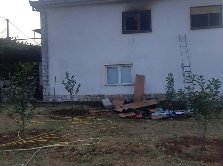 Požar na obiteljskoj kući u Biogracima