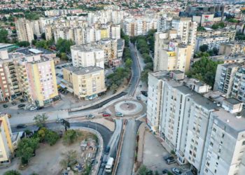 Asfaltira se novi kružni tok u Mostaru