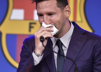 Messi se u suzama oprostio od Barcelone: “Nisam spreman, teško se nosim s ovim…”
