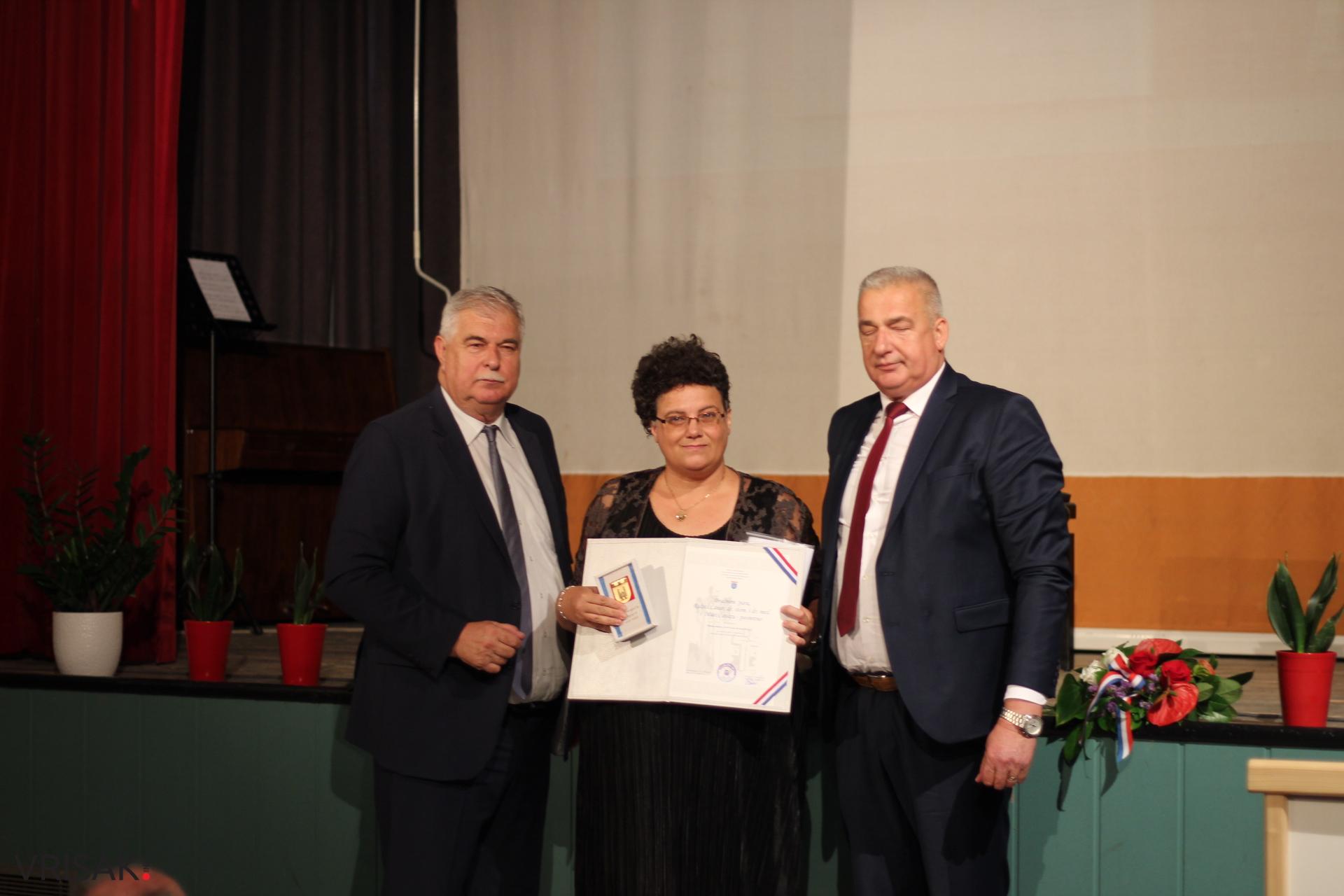 Široki Brijeg: Održana svečana sjednica Gradskog vijeća; dobitnicima uručena javna priznanja