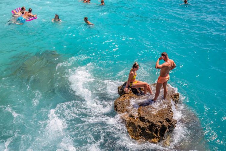 Temperature u kolovozu i rujnu dosezat će 40 °C, ako osjetite slabost, javite se liječniku