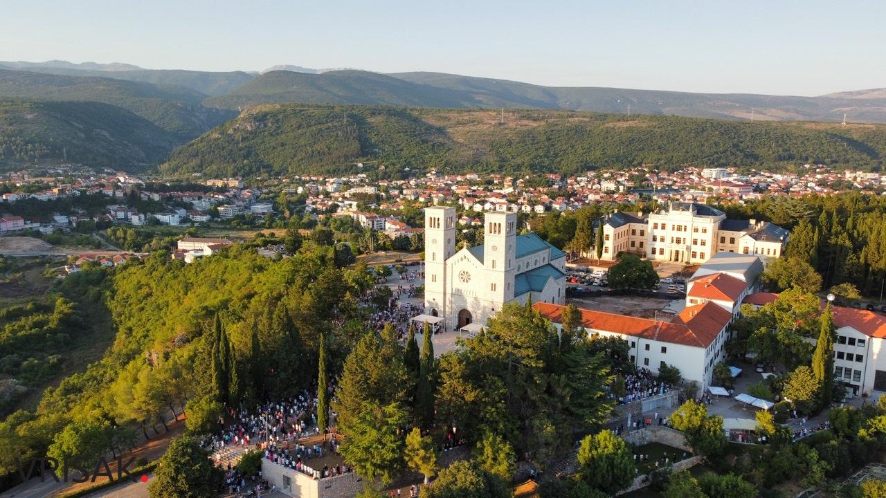 Druga večer Devetnice u Širokom Brijegu