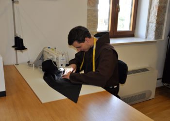 Brat koji je zbog Franje počeo odijevati subraću