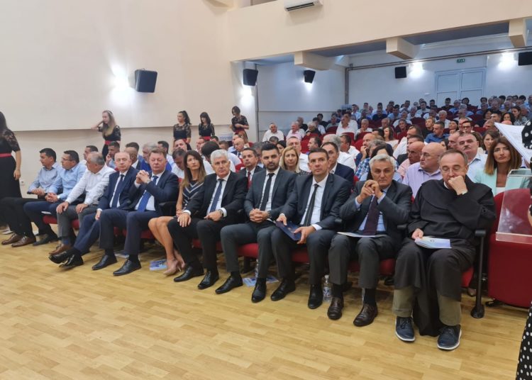 Čović u Posušju: Razvoj općine Posušje može biti dobar motiv kako se organizirati i usmjeriti javno djelovanje