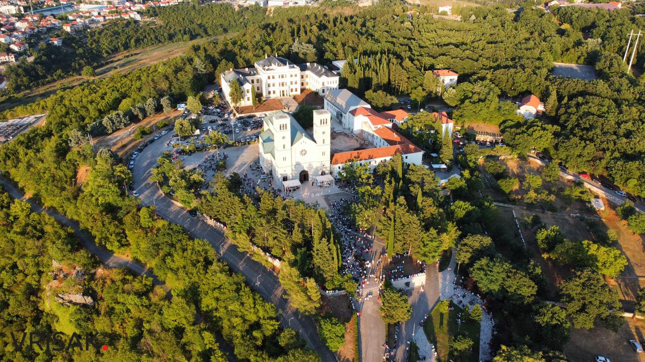 Druga večer Devetnice u Širokom Brijegu