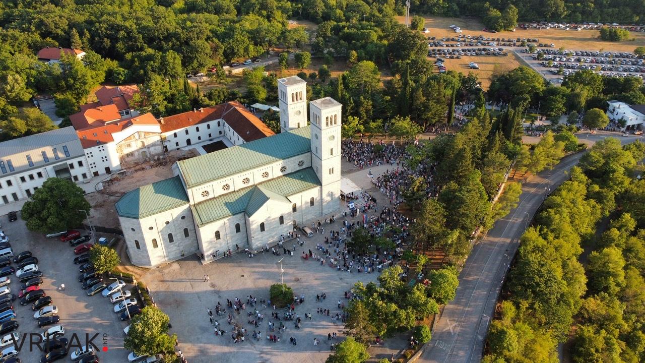 Druga večer Devetnice u Širokom Brijegu
