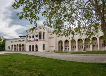 “Preko granice mi je ostalo srce”: Umjetnici iz cijele Hrvatske stižu u Mostar