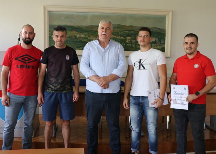 Gradonačelnik Kraljević upriličio prijem za širokobriješke maratonce