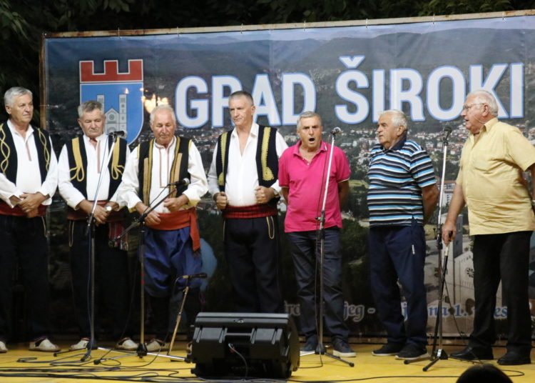 Održana Večer folklora i kulturne baštine „Brijeg Široki slavno ti je ime“