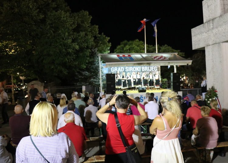 Održana Večer folklora i kulturne baštine „Brijeg Široki slavno ti je ime“