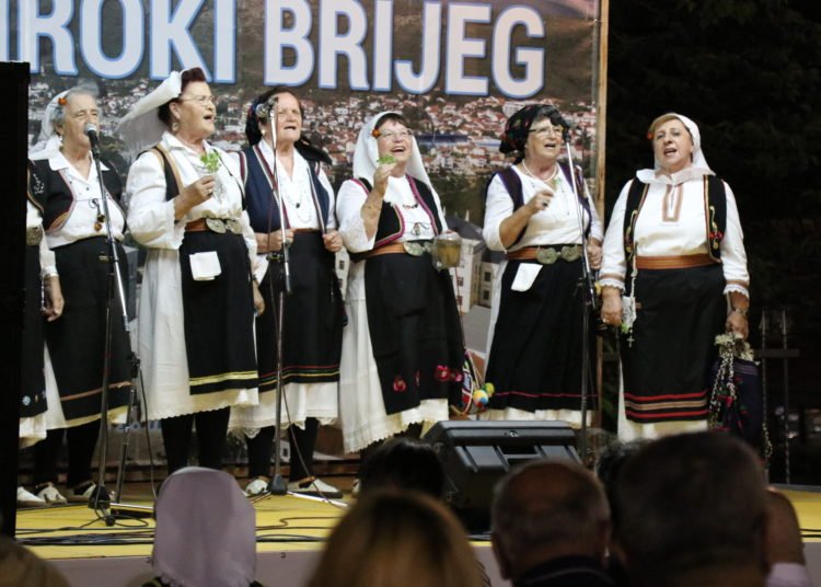 Održana Večer folklora i kulturne baštine „Brijeg Široki slavno ti je ime“