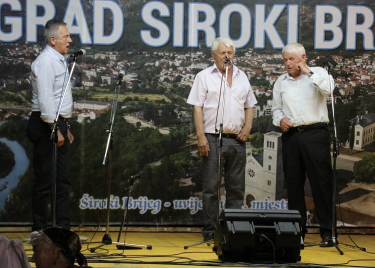 Održana Večer folklora i kulturne baštine „Brijeg Široki slavno ti je ime“