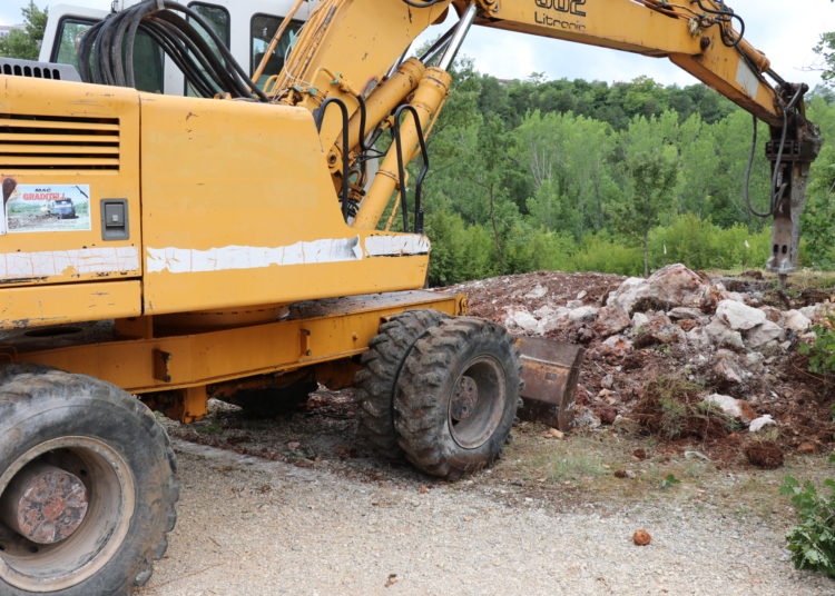 Široki Brijeg: Počelo uređenje parka „Otok sreće“