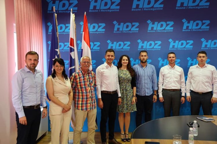 Uspostavljena suradnja Mladeži HDZ-a BiH i Hrvatskog svjetskog kongresa (HSK)
