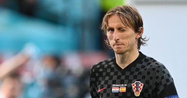 Nijemci tvrde: Brekalo izostavljen s Dalićevog popisa zbog “trivijalnog” sukoba s Modrićem!?