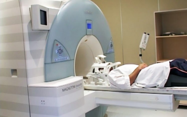 SKB Mostar: Uslijed udara groma došlo do kvara na uređaju za snimanje magnetskom rezonancom