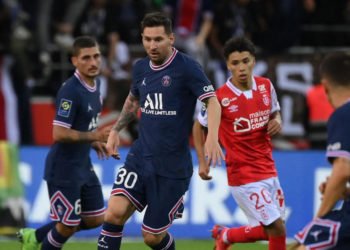 Parižani ostvarili četvrtu pobjedu, debitirao je Leo Messi