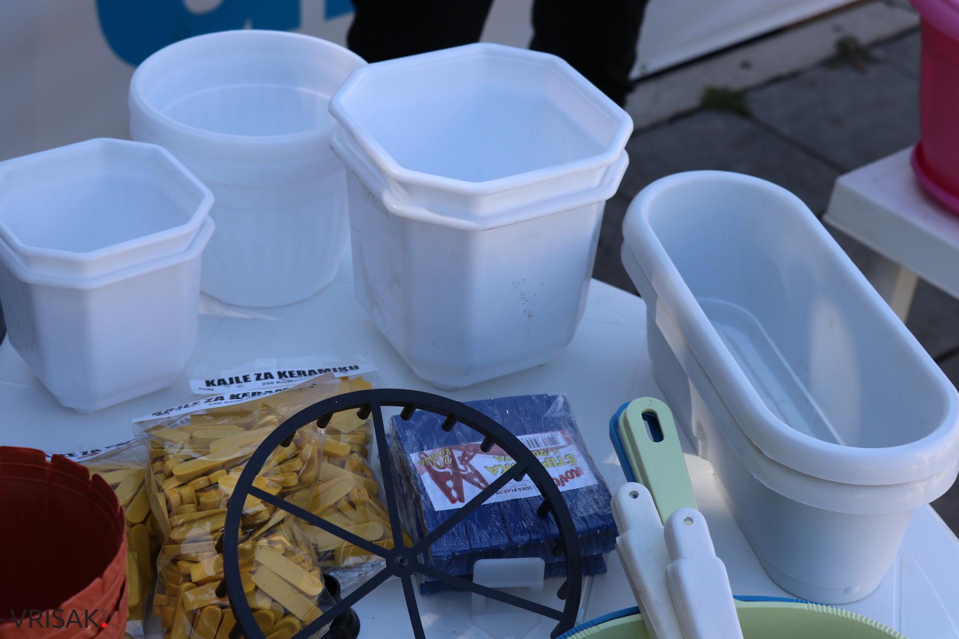 Široki Brijeg: Udruga Eko OTPOR danas održala prezentaciju recikliranih plastičnih proizvoda