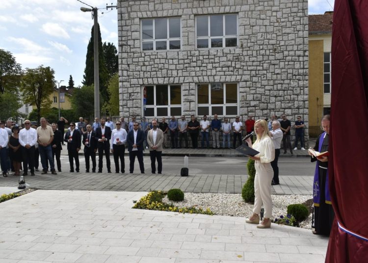 U Ljubuškom otkriven spomenik pripadnicima skupine Fenix ’72