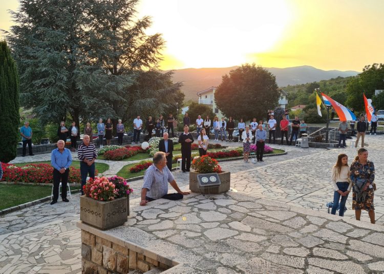 Proslavljena sveta misa za poginule i nestale župe Kočerin