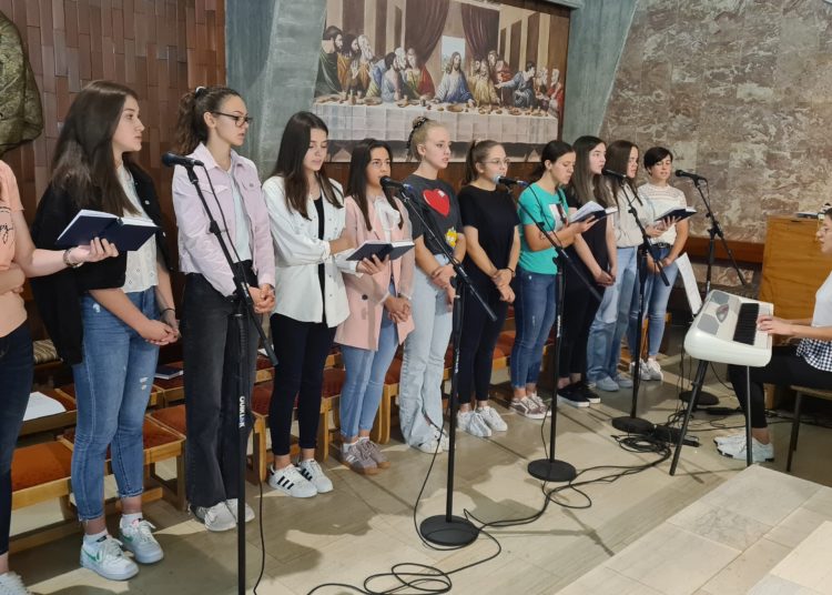 Proslavljena sveta misa za poginule i nestale župe Kočerin